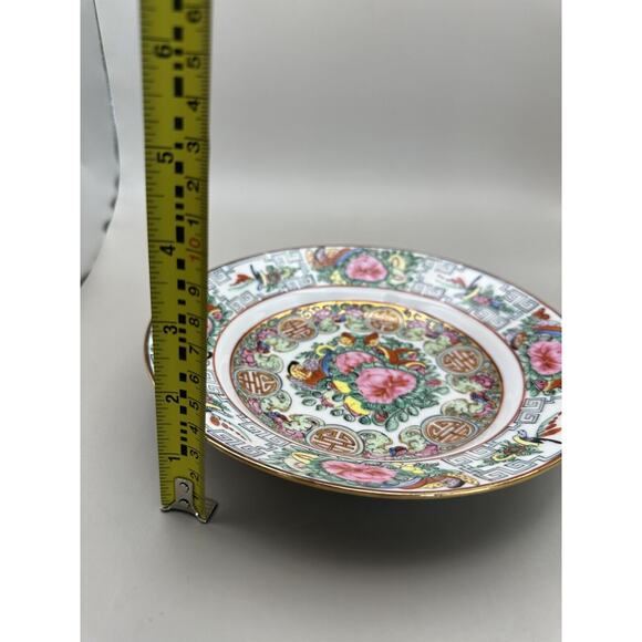 Vintage Famille Rose Medallion Porcelain 8" Bowl Hand Painted in Hong Kong - Picture 6 of 6
